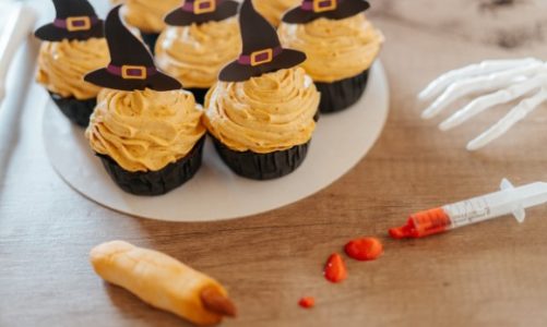 “Odgryzę palca wiedźmie” – Halloweenowa kampania “niecukierni” Fit Cake